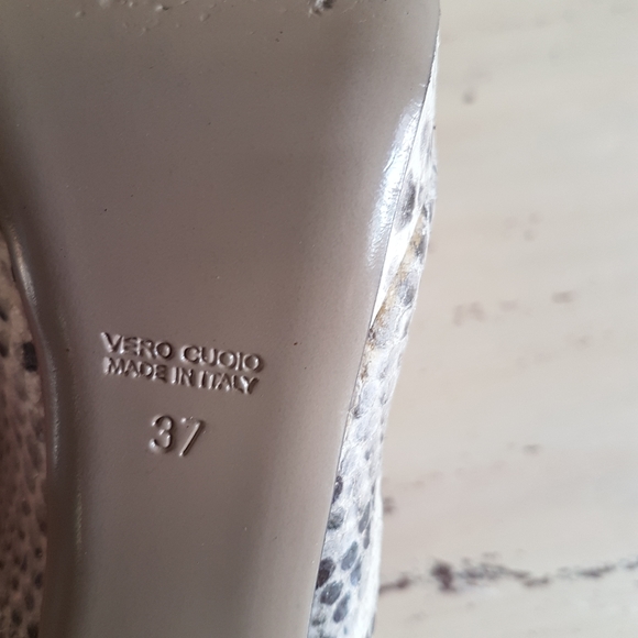 ❤Brown's Couture❤ platform snakeskin leather heel - Picture 6 of 7